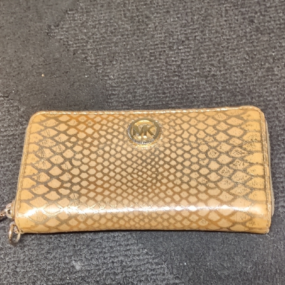 Michael Kors Metallic Gold Snake Pattern Wallet